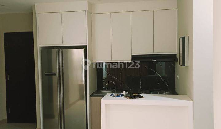 Dijual Apartemen 3 Kamar Tidur Furnished Tower Cemara 1