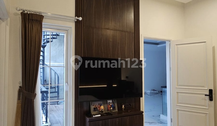 For Sale: Scarlet The Spring Gading Serpong Luxury House 2