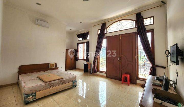 Dijual Rumah Siap Huni Semi Furnish Taman Surya 2 Jakarta Barat 2