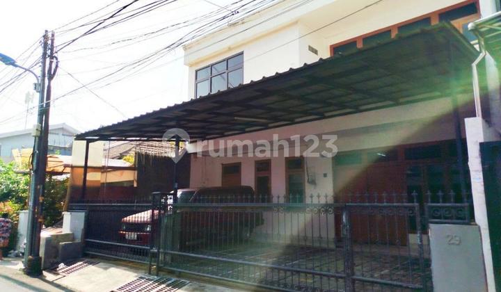 Dijual Rumah Town House, Lokasi Strategis Tomang Raya Jakarta Barat