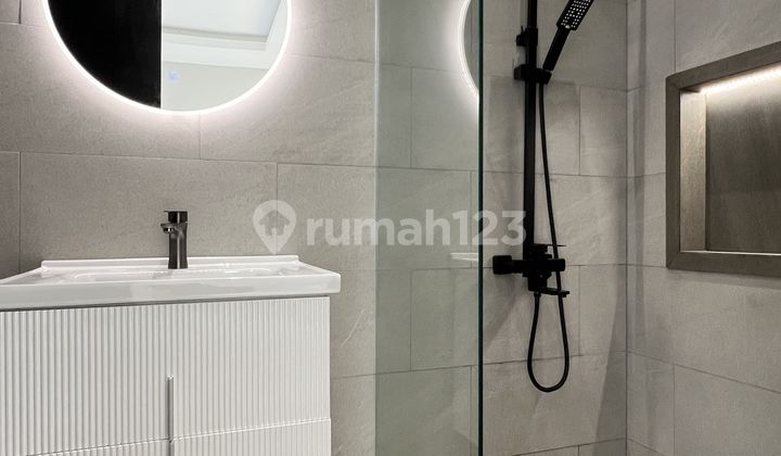 Dijual Rumah Brand New Vanya Park Cluster Azura BSD 2