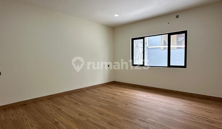 For Sale: DKI Meruya Jakarta Plot House 2