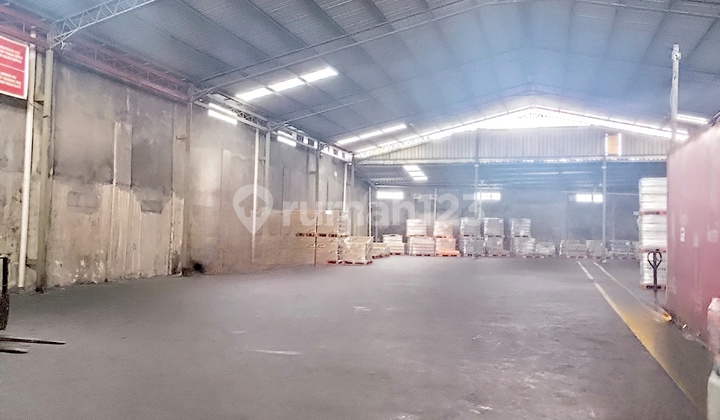 FOR SALE WAREHOUSE ON JL. RAYA UNGARAN-BAWEN 1