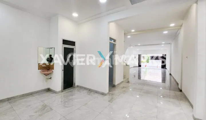 JUAL RUKO STRATEGIS SIAP PAKAI MEWAH 3 LANTAI DI MT. HARYONO SEMARANG 2