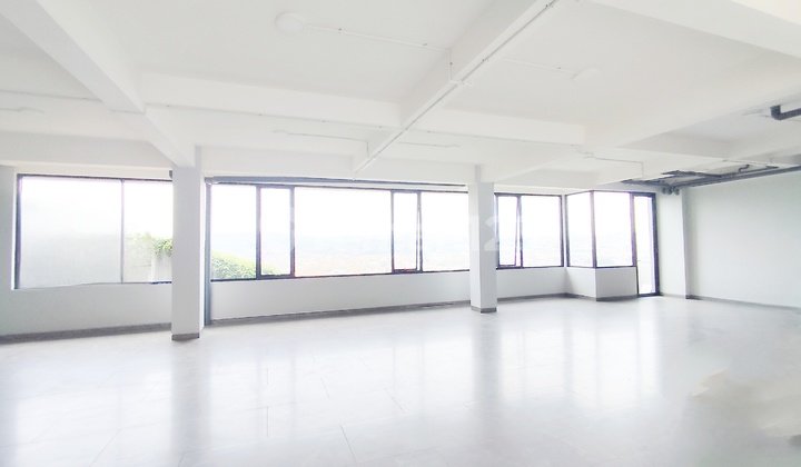 RENTAL OF COMMERCIAL SPACE FOR RESTAURANT WITH SPECTACULAR VIEW, READY TO USE, IN CANDI AREA, SEMARANG 1