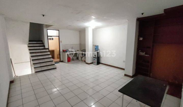 Di Jual Ruko Sayap Sukajadi 

 Kawasan perdagangan di pusat kota, dekat dengan Paris Van Java, RSHS, Jalan Sukajadi, dll. Berlokasi dekat dengan pintu tol Pasteur


 3