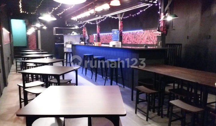 *FOR RENT :*
RUKO EKS CAFE
DI JL RAYA CIBEUREUM

 3