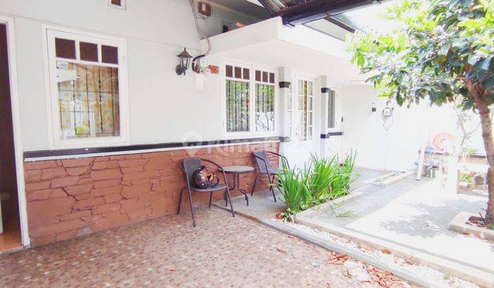 For Rent Rumah Cantik Modern Strategis di Aria Graha 1