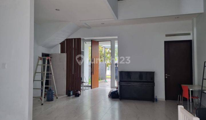 *Dijual Rumah Baru di Mekar Wangi*
 4