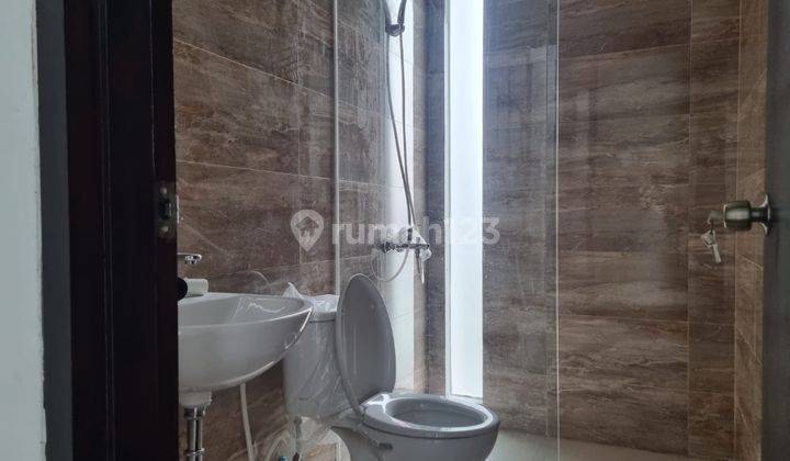 *Dijual Rumah Baru di Mekar Wangi*
 6