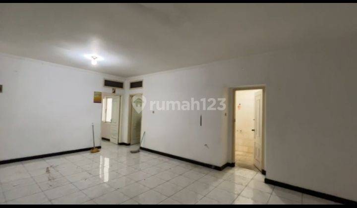 For Rent Or Sale Rumah Strategis di Sayap Riau 2