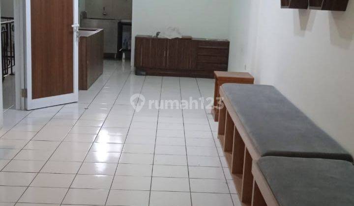 For Rent Ruko Bagus Strategis di Tengah Kota Dekat Pvj 7