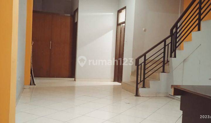 For Rent Ruko 3 Lantai di Jalan Pahlawan Mainroad 12