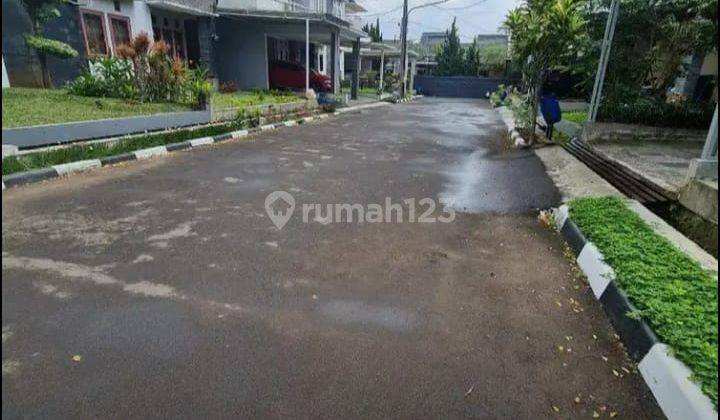 For Rent Rumah Klasik Strategis di Tengah Kota 10