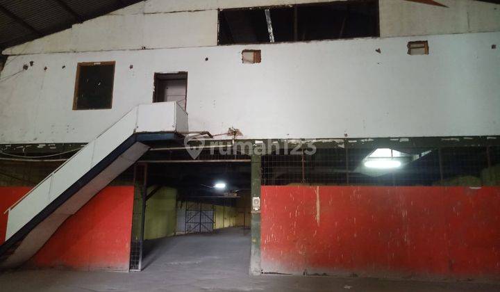 For Rent Gudang di Kiara Condong Mainroad 12
