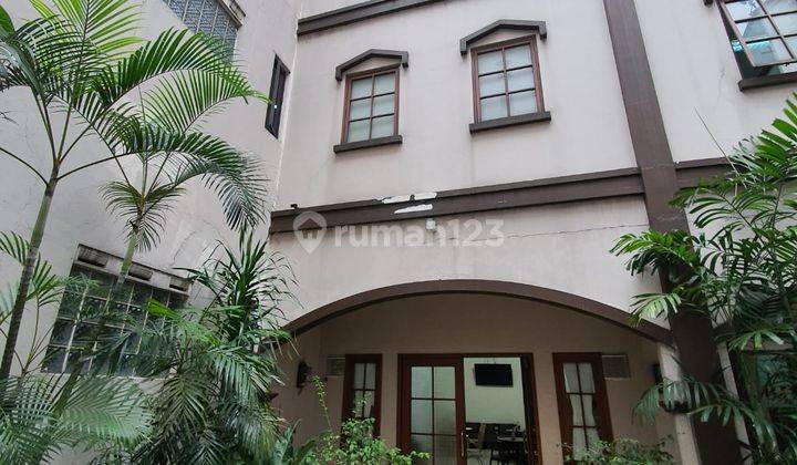 For Rent Ruko di Apartemen Majesty 3 Lantai 2