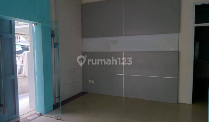 Kantor Disewa 3 Lantai di Sayap Setiabudi 2