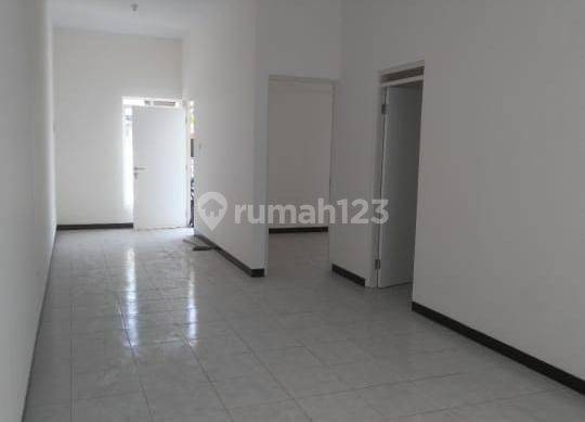 Rumah Dijual Modern Nyaman di Taman Holis Indah 1 1