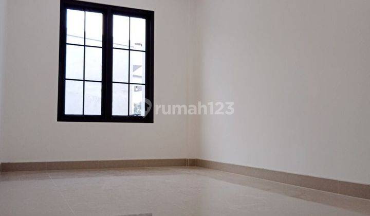 Dijual Rumah 2 Lantai Dalam Cluster Di Condet , Jakarta Timur  2