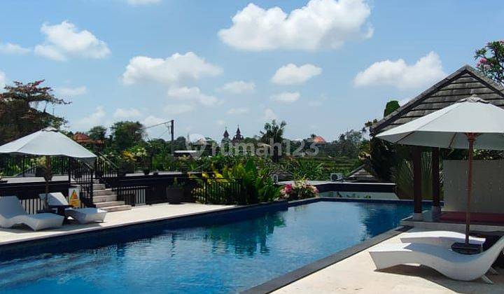 Luxury villa di jalan utama Pererenan Canggu badung view sawah 1