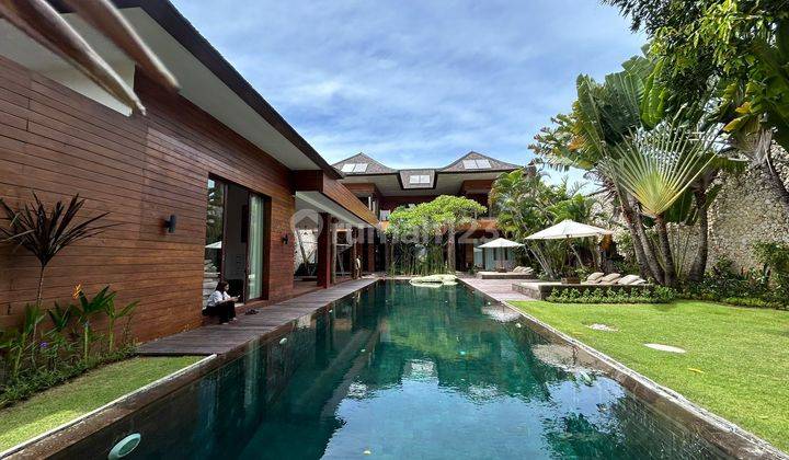 Luxury villa prime location at Petitenget badung bali 1