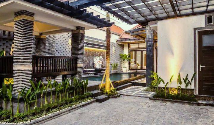 Luxury Villa di jalan utama jalan taman sari kerobokan badung 2