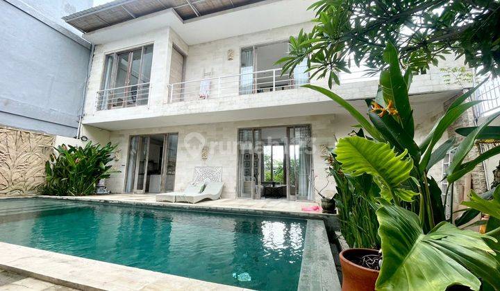 Modern Villa 2 Lantai Di Kawasan Kerobokan Badung Bali 2