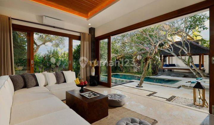 Villa 2 Lantai Perpaduan Tradisional Bali Dg Modern Di Ungasan  2