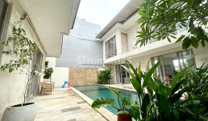 Modern Villa 2 Lantai Di Kawasan Kerobokan Badung Bali 2