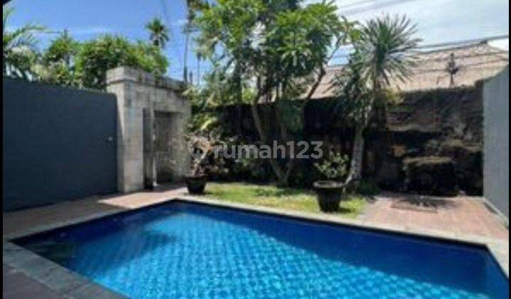 Beautiful Villa Near Pusat Perbelanjaan In Sanur  1