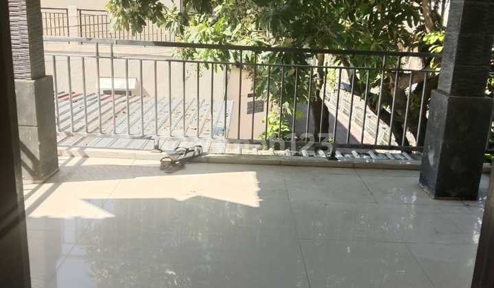 Rumah Lokasi Strategis Komplek Perumahan Sidekarya 2