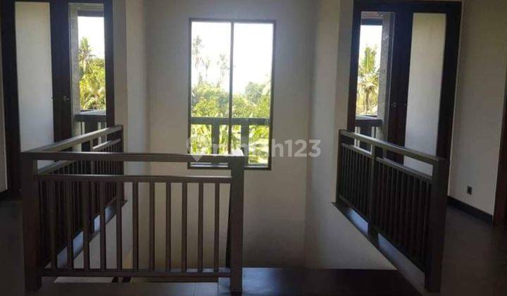 Villa Cantik View sawah Lokasi sangat Nyaman dan Tenang  8