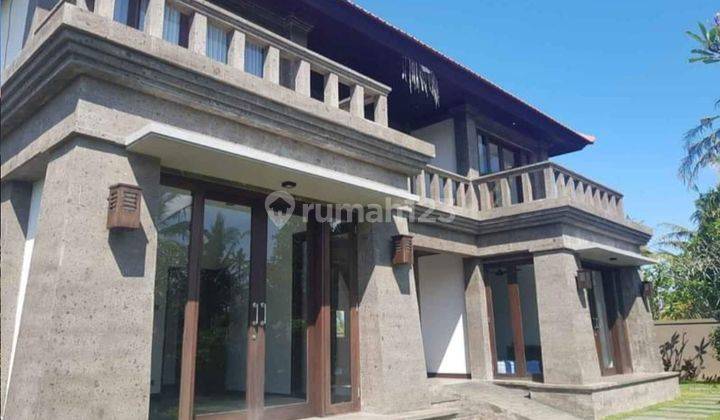 Villa Cantik View sawah Lokasi sangat Nyaman dan Tenang  10