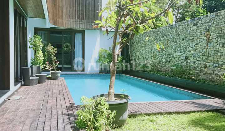Beautiful villa Available satu Agustus in Beachside Sanur  2