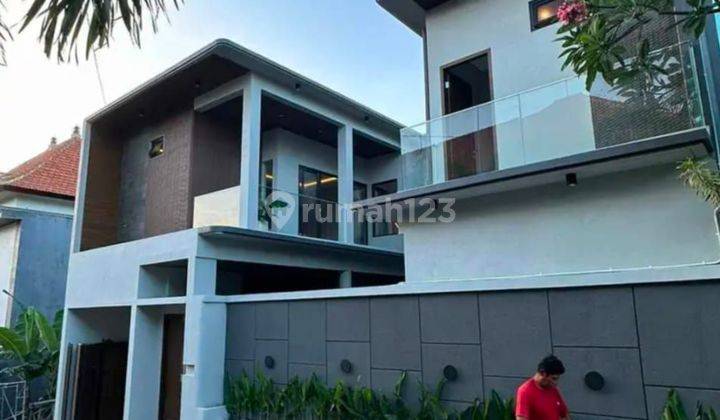 Brand New Fantastic Modern House in Gatsu Barat  1