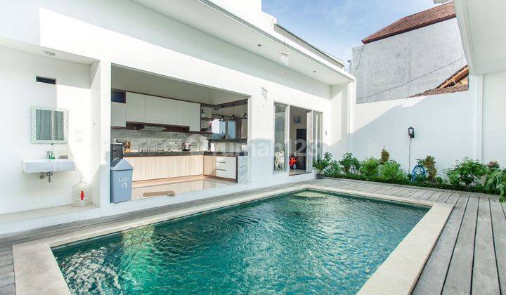 Villa Cantik BUC Minimalis Stley View Sawah di padonan  1