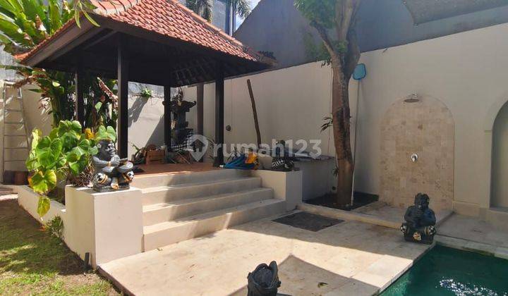 Beautiful Villa with Garden in pengiasan sanur 2