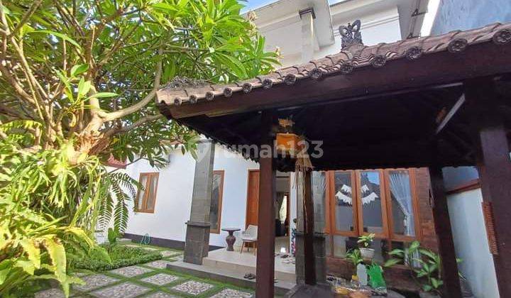 Elite Area House Near Renon Field, Denpasar 2