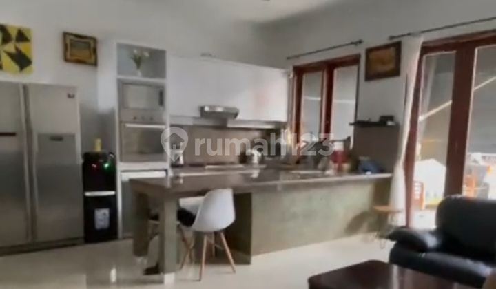 Rumah Cantik Stlye Villa Lokasi Di Jl Tukad Balian Renon 1