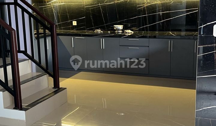 Rumah Cantik Minimalis Modern Stlye Lokasi di Renon 2