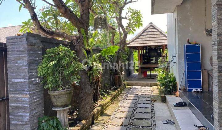 Rumah Cantik Semi Villa Lokasi Di Penatih 2