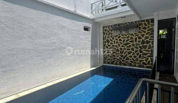 Beautiful Minimalist Villa Strategic Location On Jl Batursari Reni 1