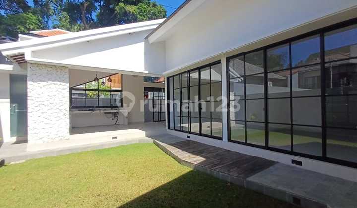 Brand New Villa Lokasi Komplek Villa2 Elite