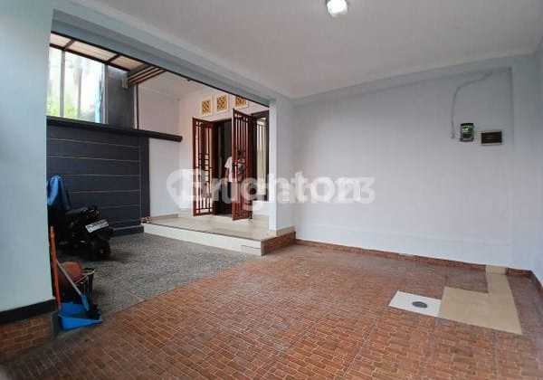 Beautiful House with Strategic Location in Tukad Balian