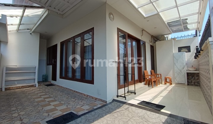 Rumah Cantik Modern Stlye di Tukad Citarum Renon 2