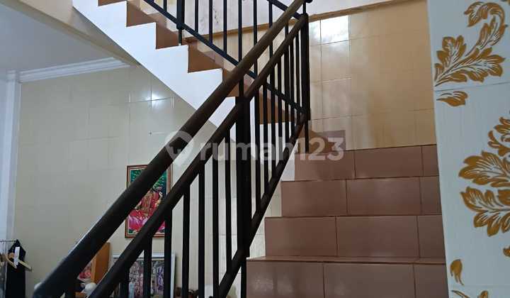 Rumah Cantik Minimalis Lokasi Di Penatih Dentim 2