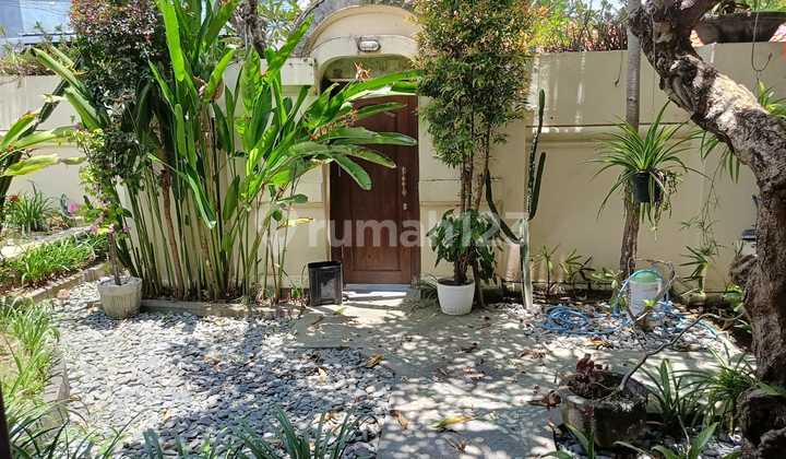 Beautiful House Style Villa Strategically Located in Batursari Sanur
