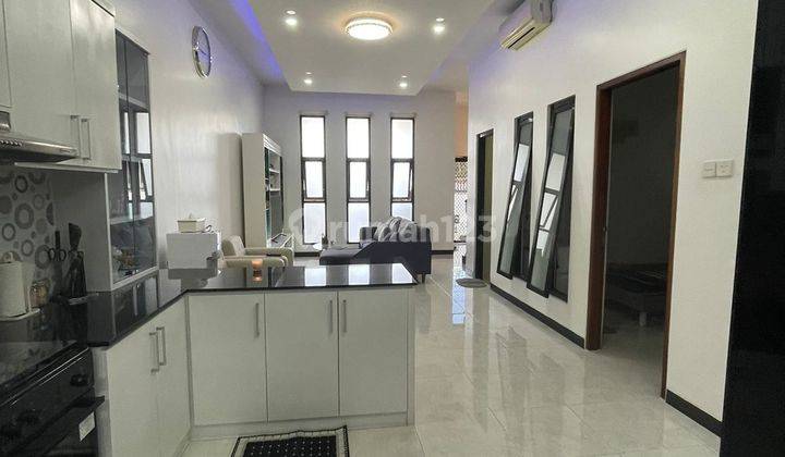 Rumah Cantik Minimalis Modern Stley Lokasi Di Denpasar Barat  1