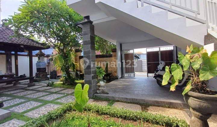 Elite Area House Near Renon Field, Denpasar 1