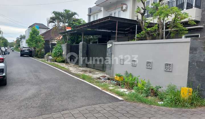 Rumah Cantik Lingkungan Komplek Perumahani Renon